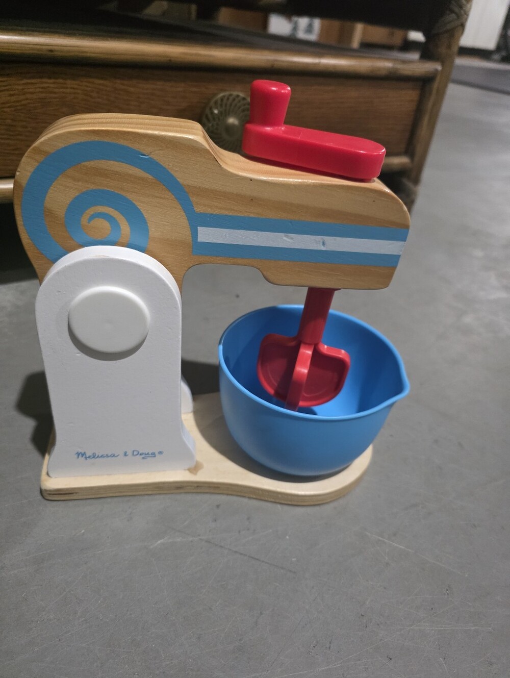 Melissa & Doug Wooden Cake Mixer